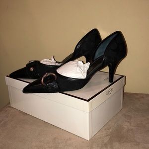 Couch Alecksa Signature Black Shoe size 7.5